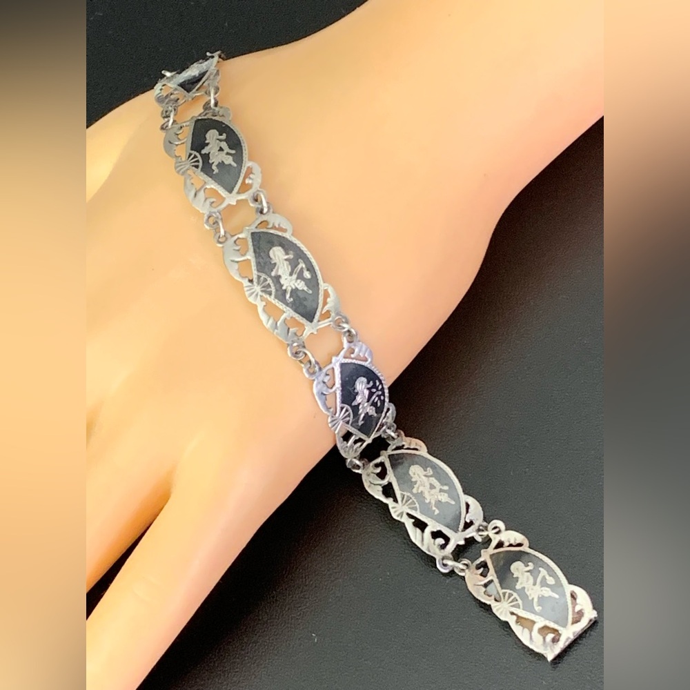 Vintage SIAM STERLING SILVER Temple Dancer Panel Bracelet.  7.1/2”